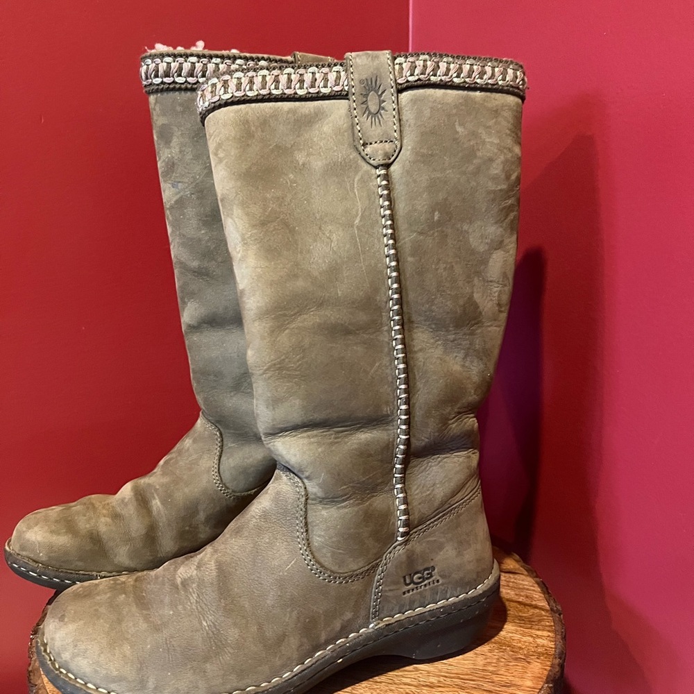 UGG Australia Boots